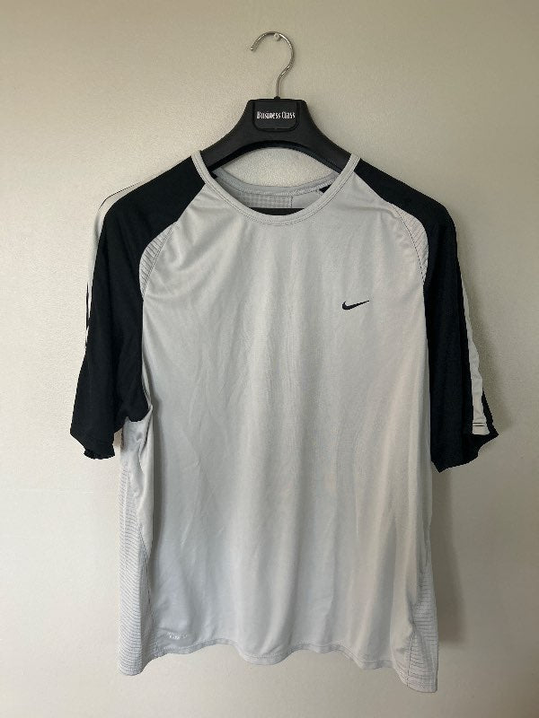 Nike bolur