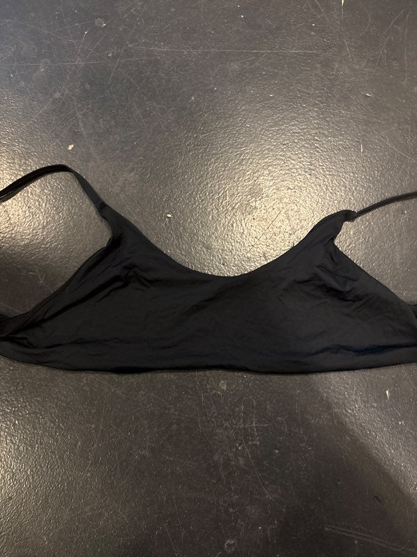 Svartur binkini toppur