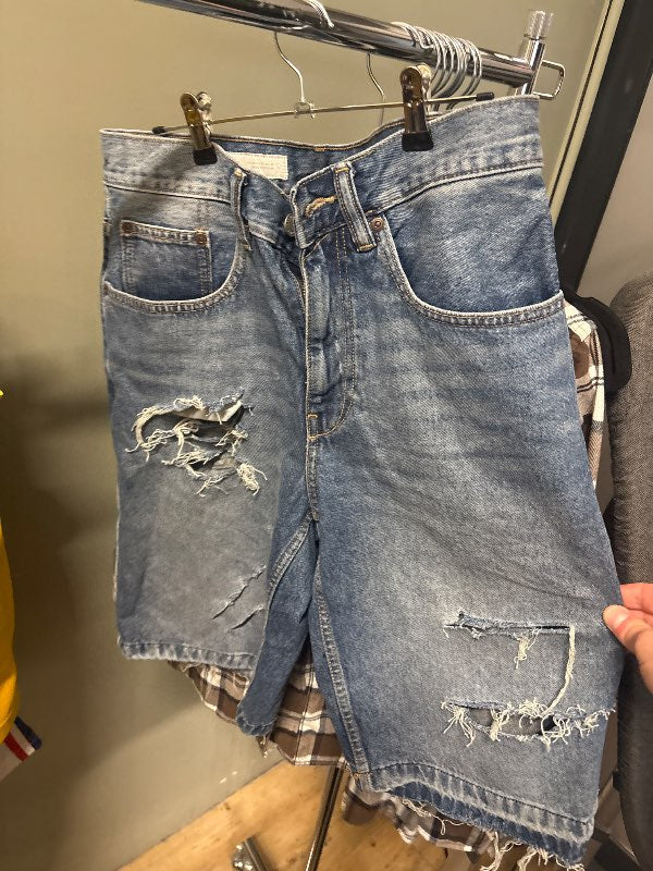Ripped jorts blue