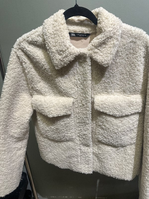 Zara hvítur Teddy jakki