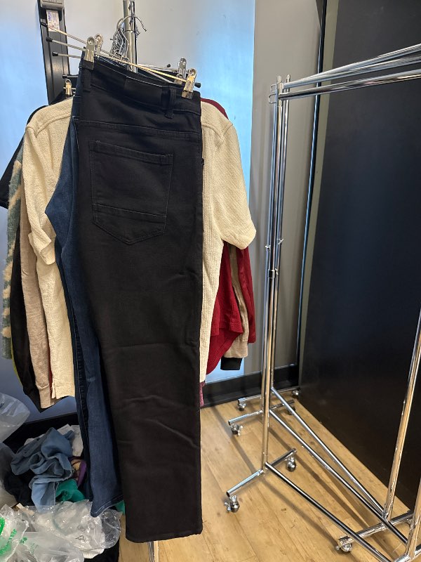 Buxur svartar omnimen