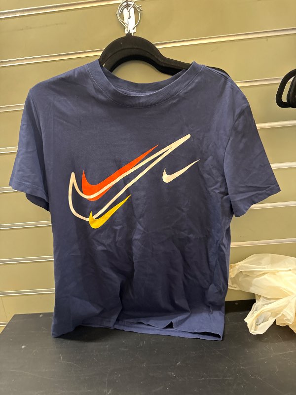 Nike blár