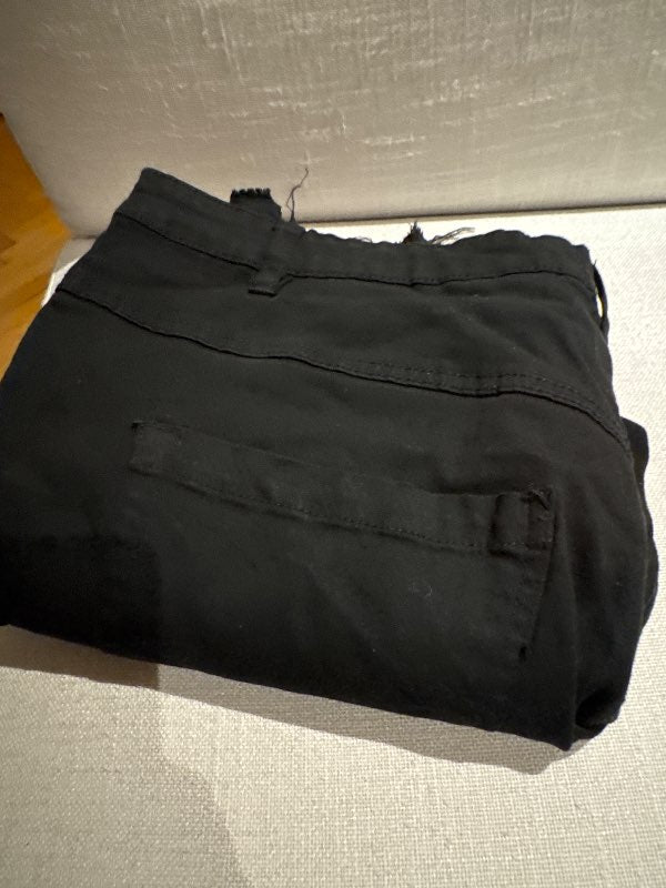 Zizzi 50 buxur svartar