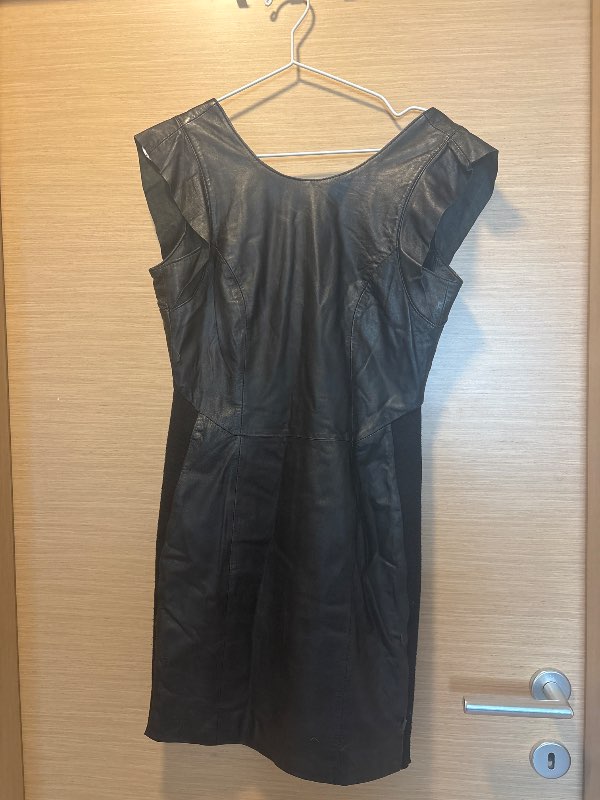 Vero moda leðurkjóll