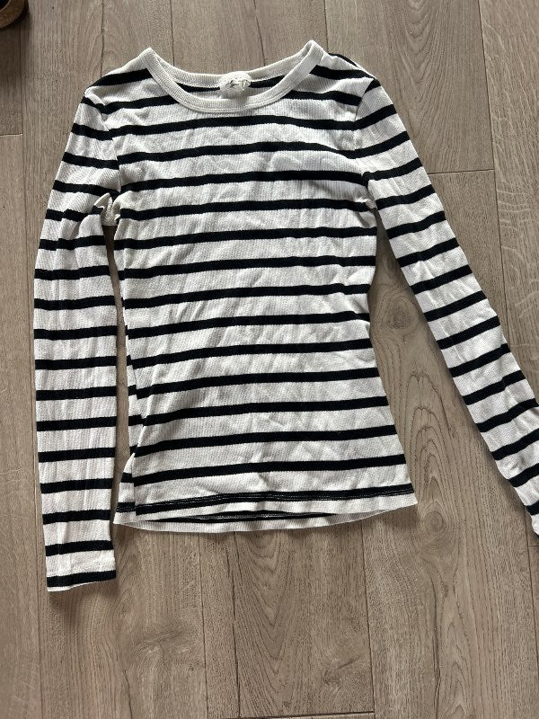Röndóttur Gina Tricot bolur