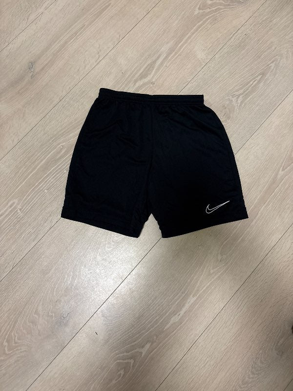 Stuttbuxur nike