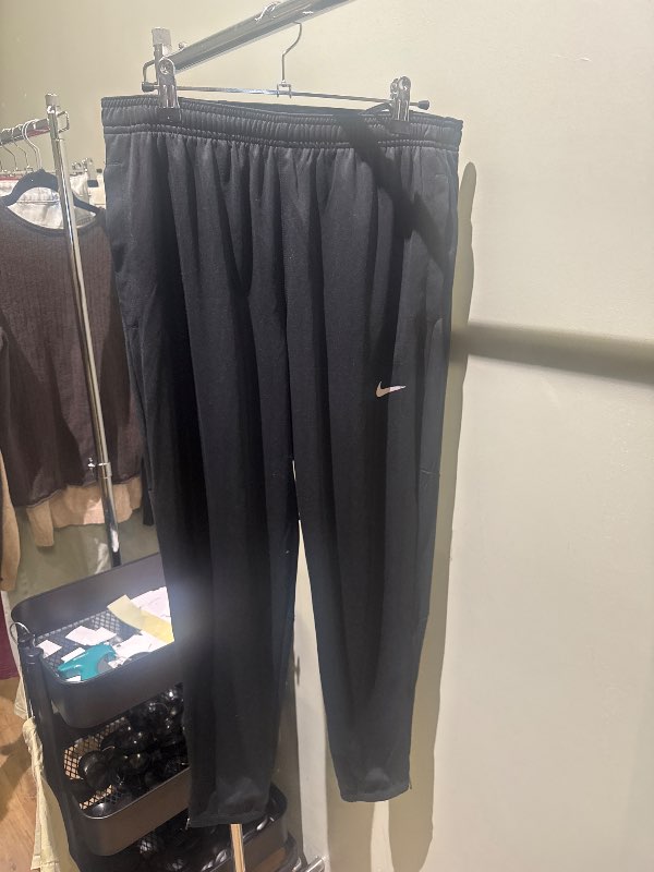 Nike æfingabuxur