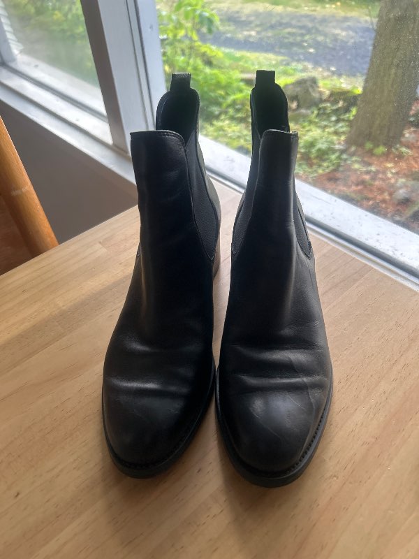 Chelsea boots Black leather