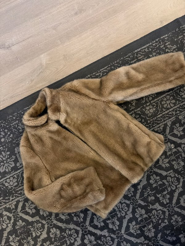 Zara renndur pels