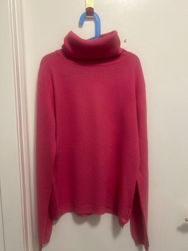 Pink sweater 30% cashmere/70%wool