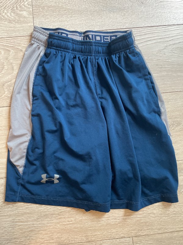 Under Armour stuttbuxur