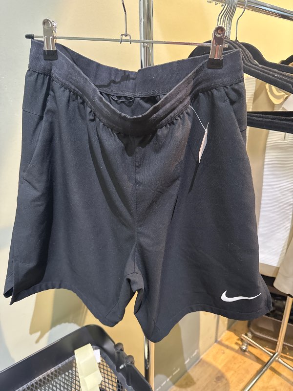 Nike stuttbuxur svartar