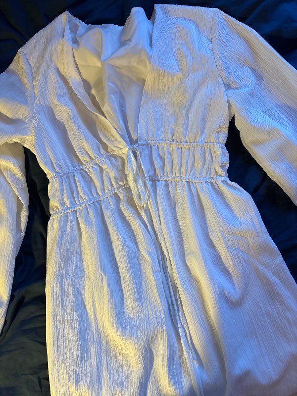 Ónotaður hvítur sumarkjóll