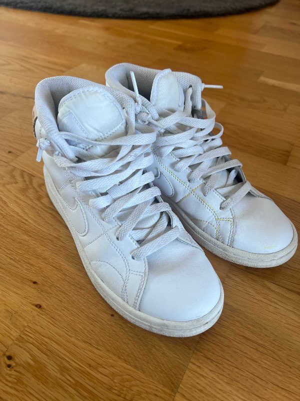 Hvítir Nike