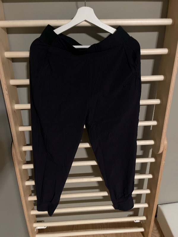 Nike buxur svartar