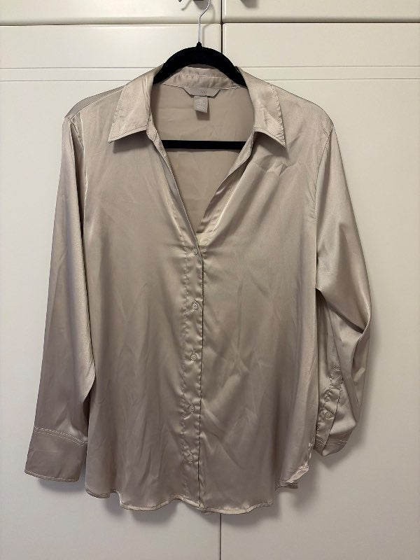 H&M satínskyrta beige L