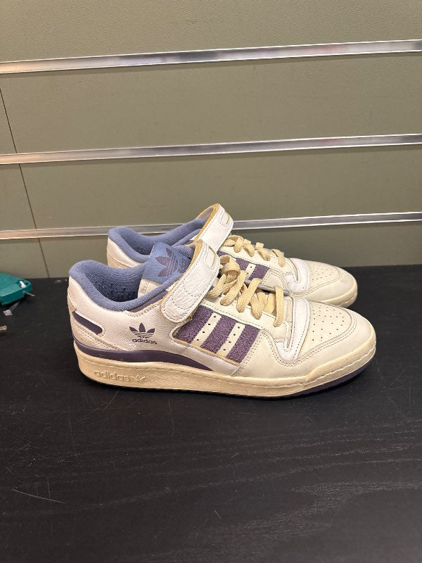 Notaðir 2x fjólubláir Adidas