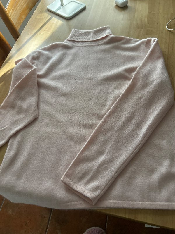 Deane & white pink cashmere sweater