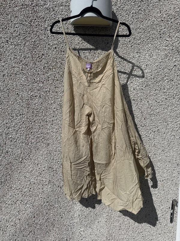 Ljósar flowy buxur