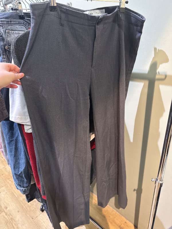 Gráar business buxur
