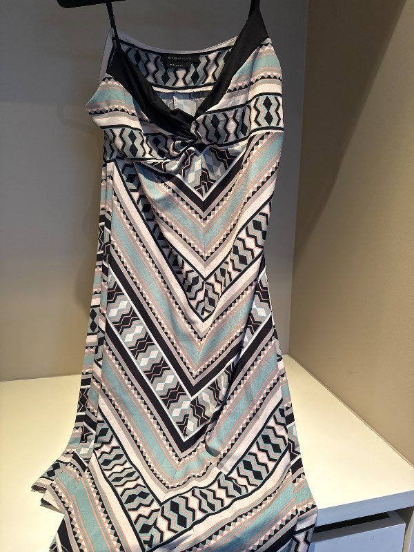 BCBG Maxazira kjóll