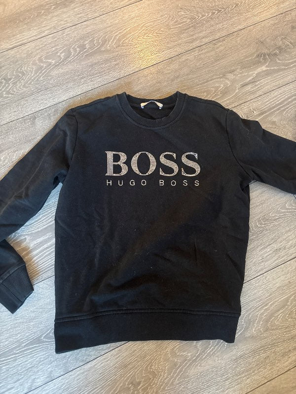 Boss peysa