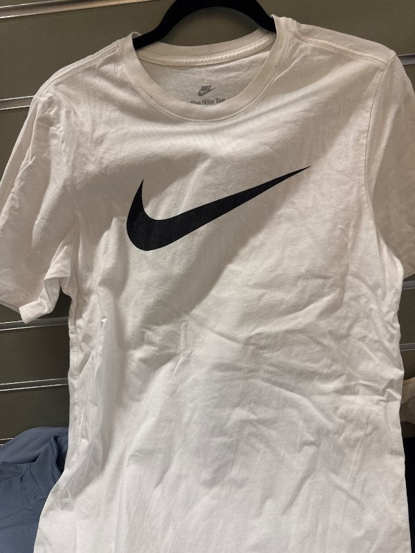 Nike t