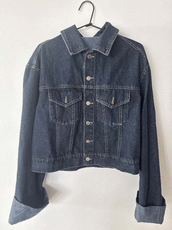 cropped gallajakki cropped