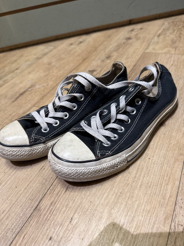Converse svartir