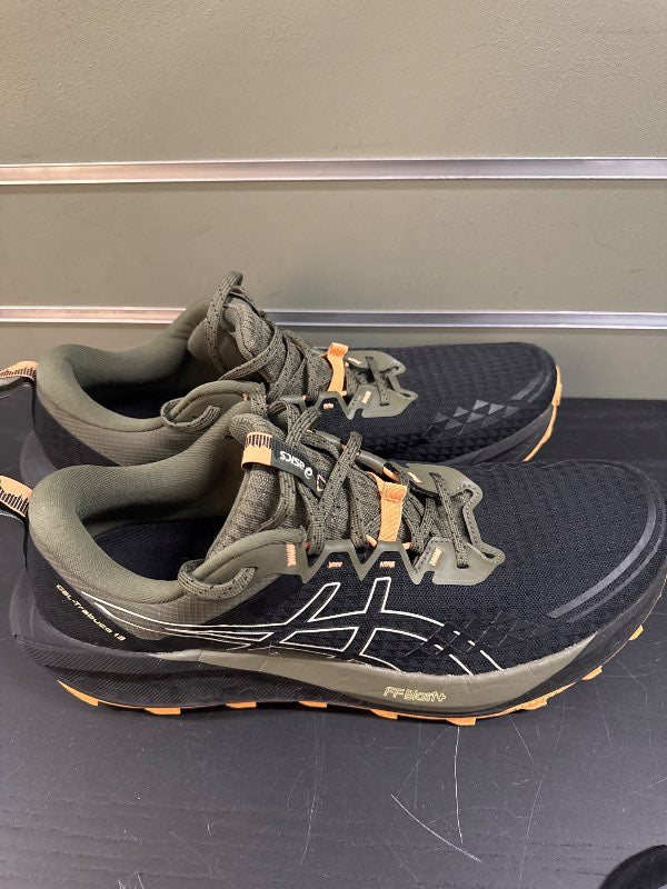Asics utanvega