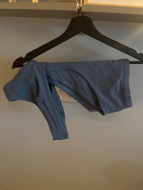 Litið notað bikini Cos