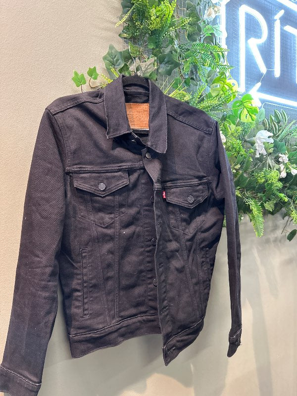 Levi’s gallajakki