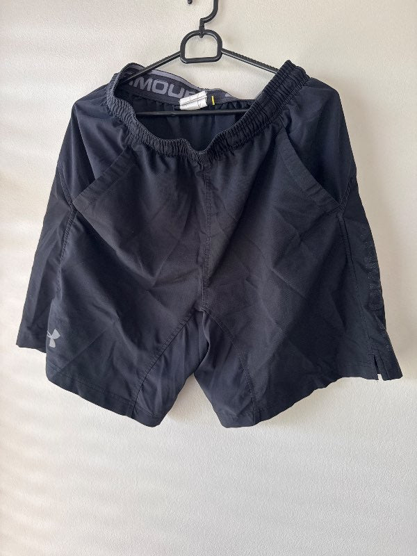 Under Armour stuttbuxur