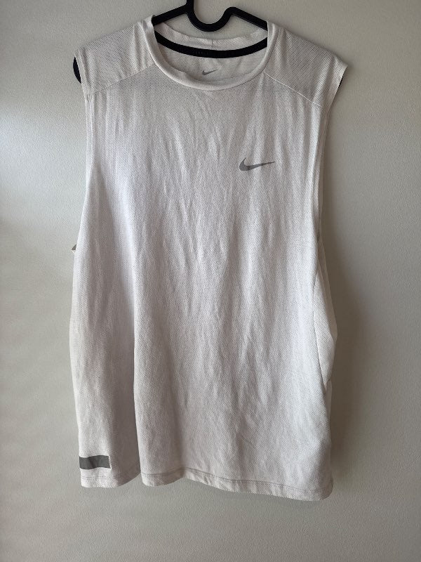 Nike hvítur hlýrabolur