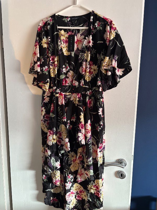 New look kjóll blóma ónotaður (TR)