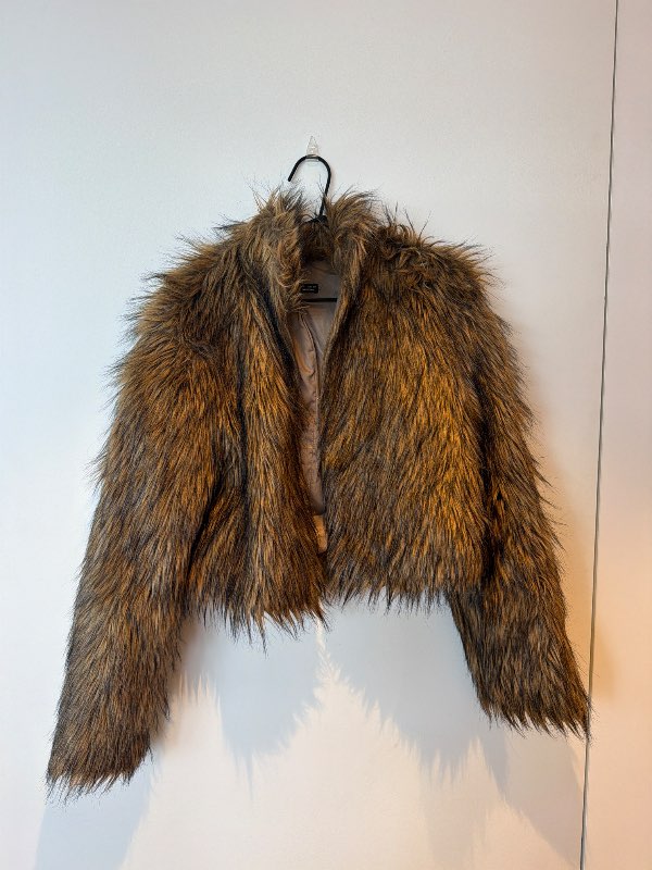faux fur jakki