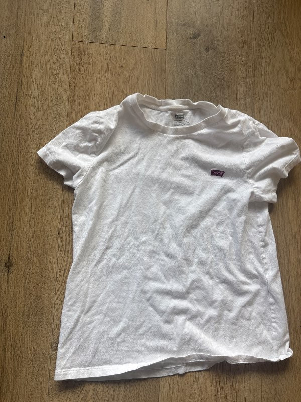 levis bolur