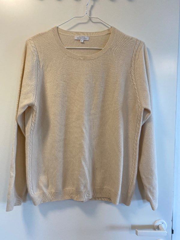 Cashmere by Deane &White