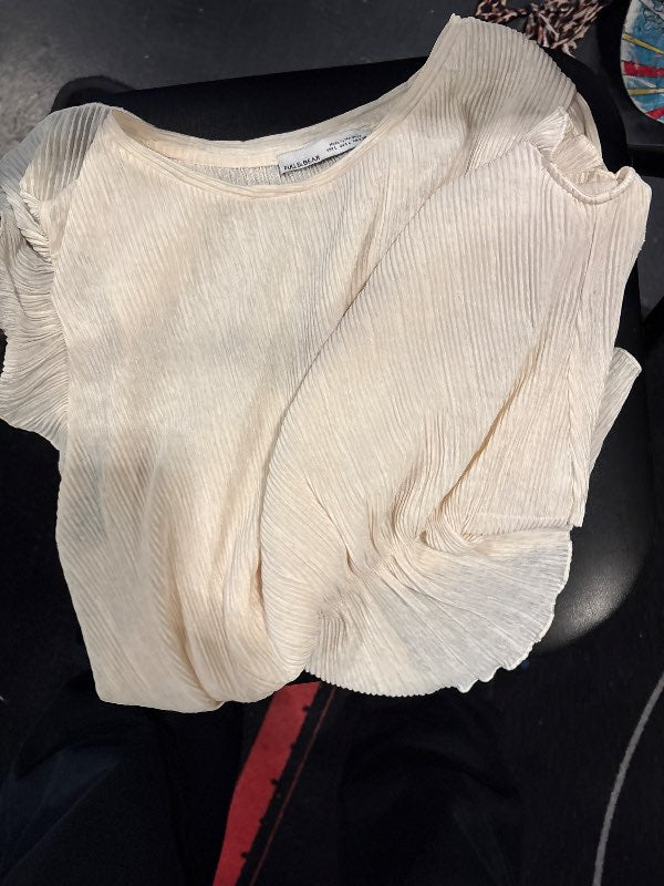 Gulur pull & bear bolur