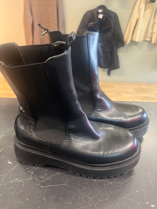 Svartir boots