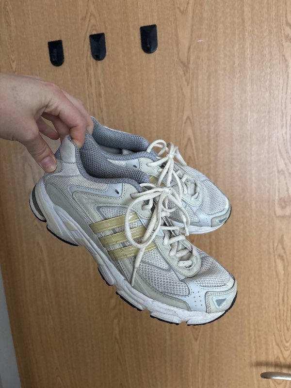 Adidas skór fjólubláir