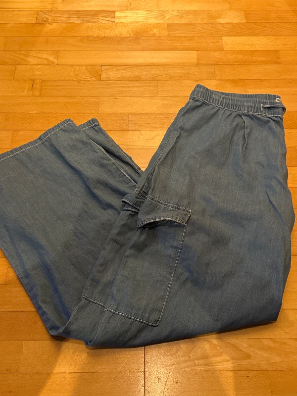 Bershka buxur