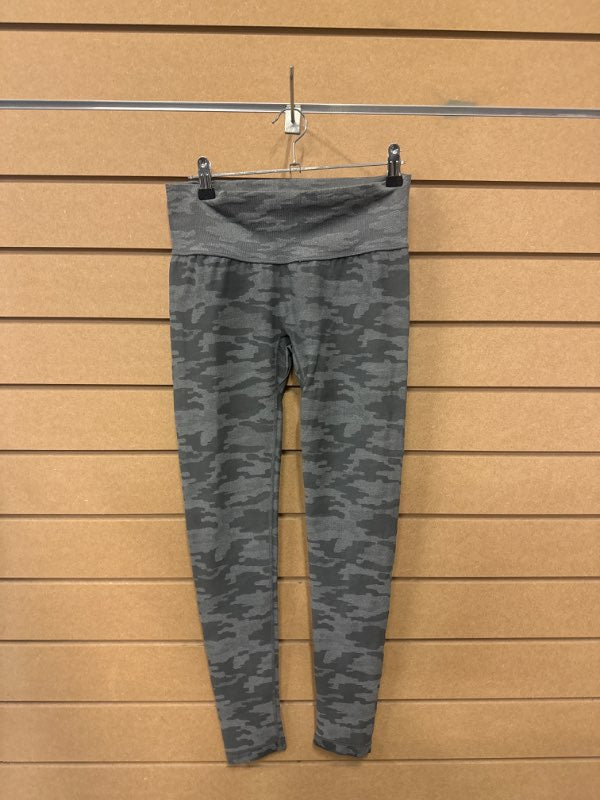 Camo leggings