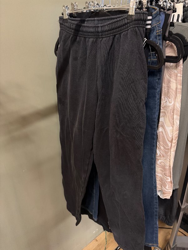 Svartar joggingbuxur