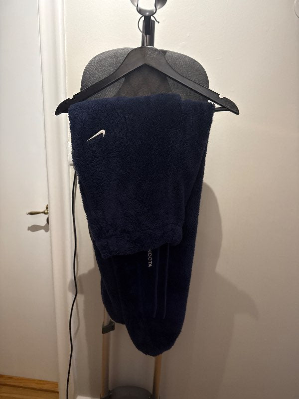 Drake x Nike kósý buxur