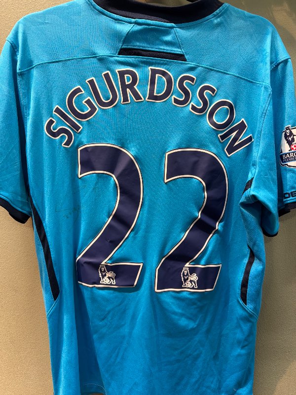 árituð gylfa sig treyja