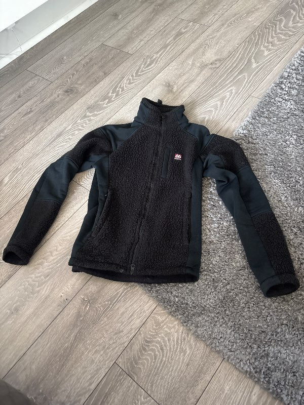 66 Tindur peysa