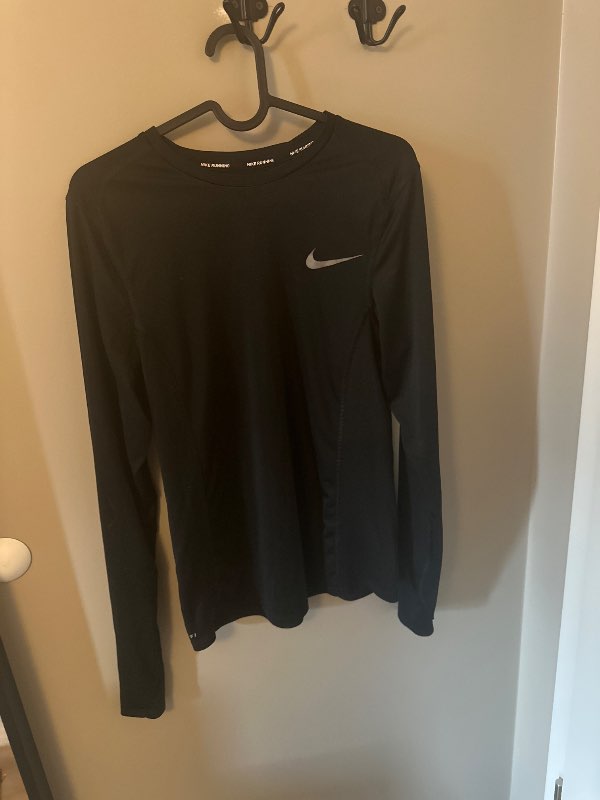 Nike peysa