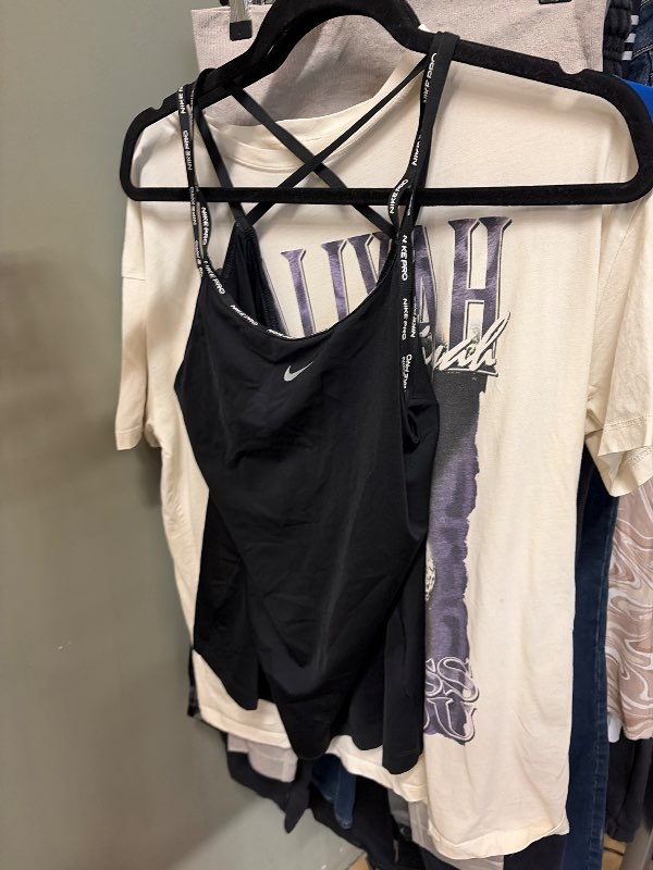 Nike íþróttatoppur