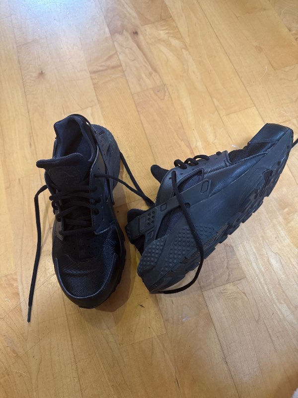 Nike strigaskór svartir